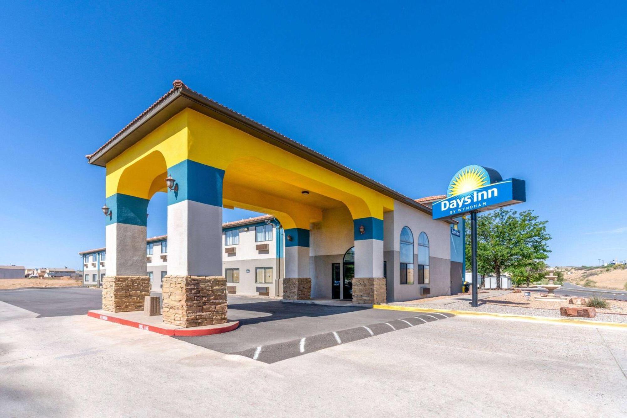 Days Inn By Wyndham Los Lunas Экстерьер фото